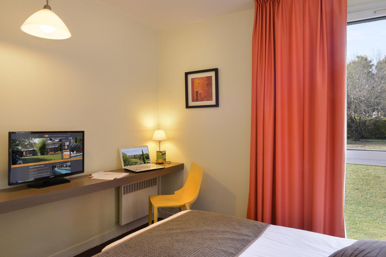 Logis Luccotel Cosy Loches Εξωτερικό φωτογραφία